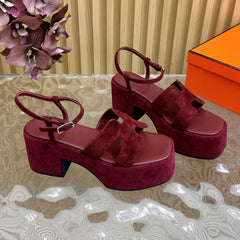 JAM 30 SANDAL IN BLOOD RED VELVET