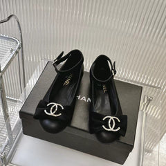 BOW MARY JANE SHOES IN BLACK LAMBSKIN