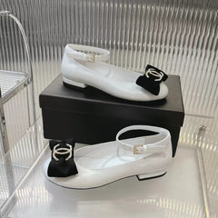 BOW MARY JANE SHOES IN WHITE LAMBSKIN