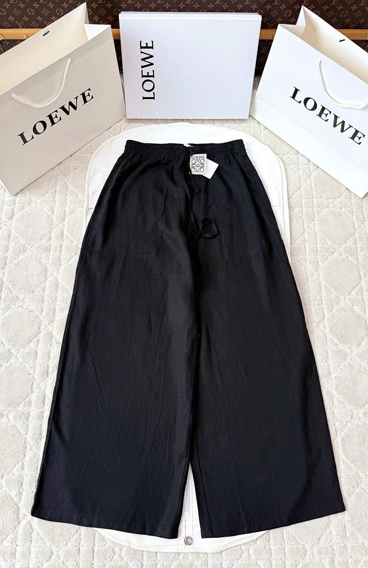 LOEWE RELAXED STRAIGHT PANTS STYLE 106