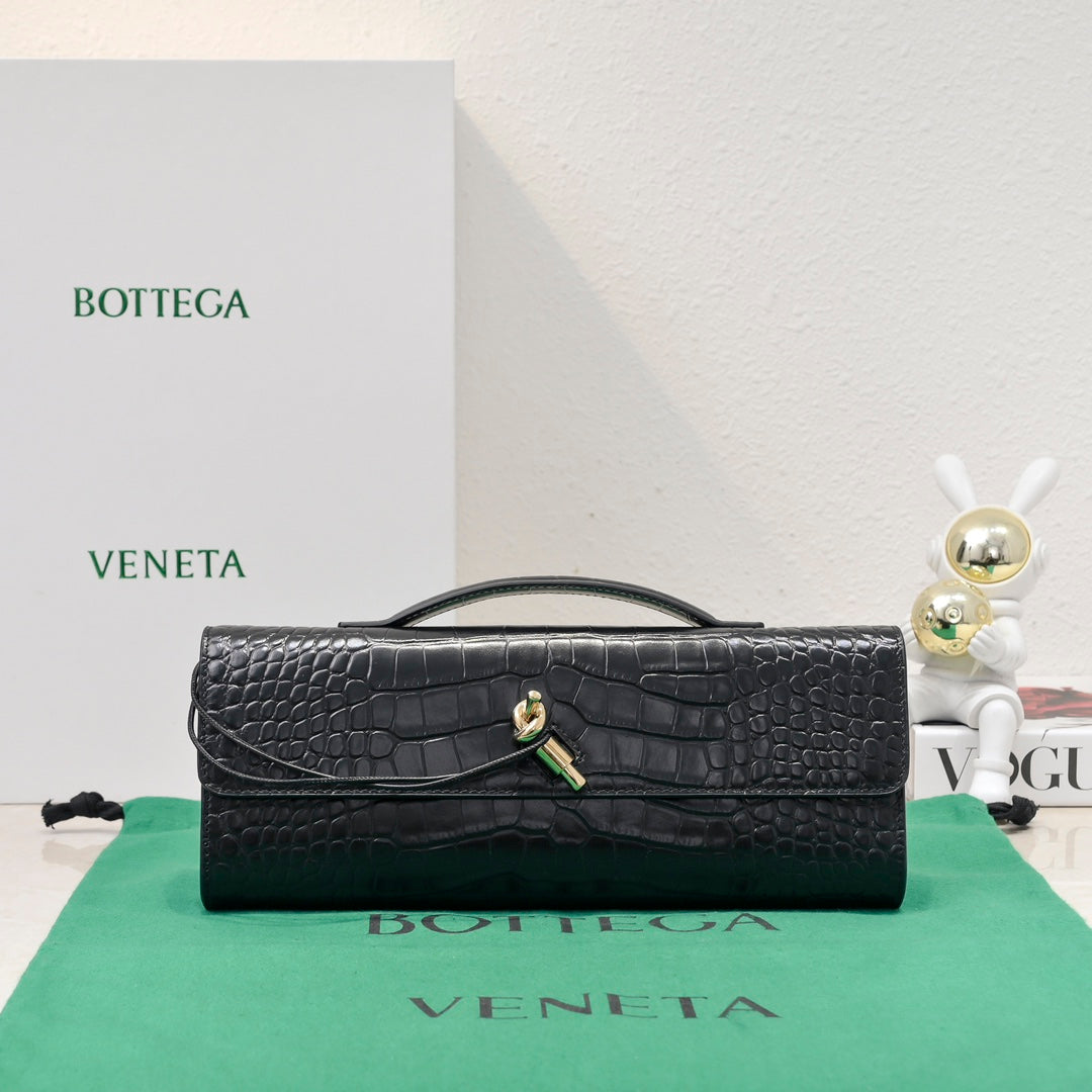 BV Long Clutch Andiamo 31 Black Crocodile Calfskin Ghw