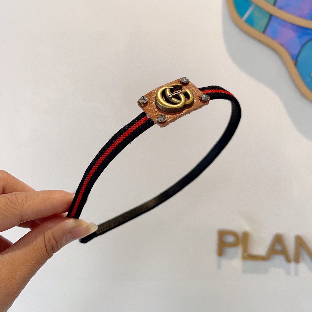 NARROW HAIRBAND IN BLACK MIX RED FABRIC 395356