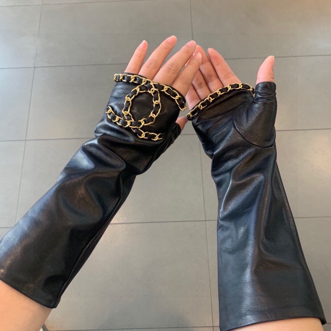FINGERNESS GLOVES IN BLACK LAMBSKIN 465053
