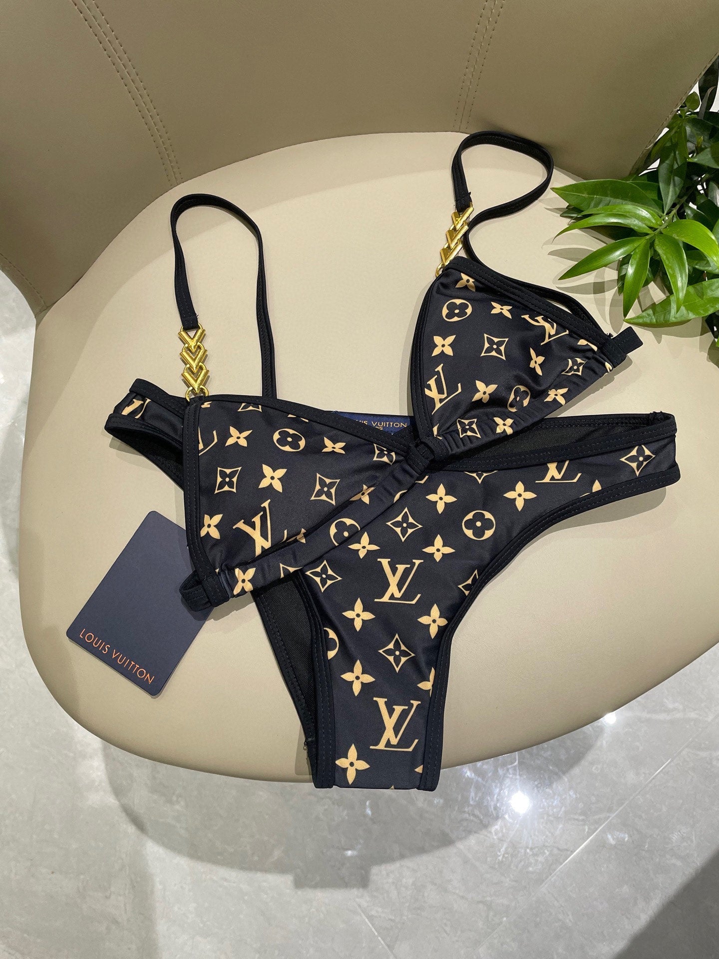 LV BIKINI 25S TWO PIECE IN 742666