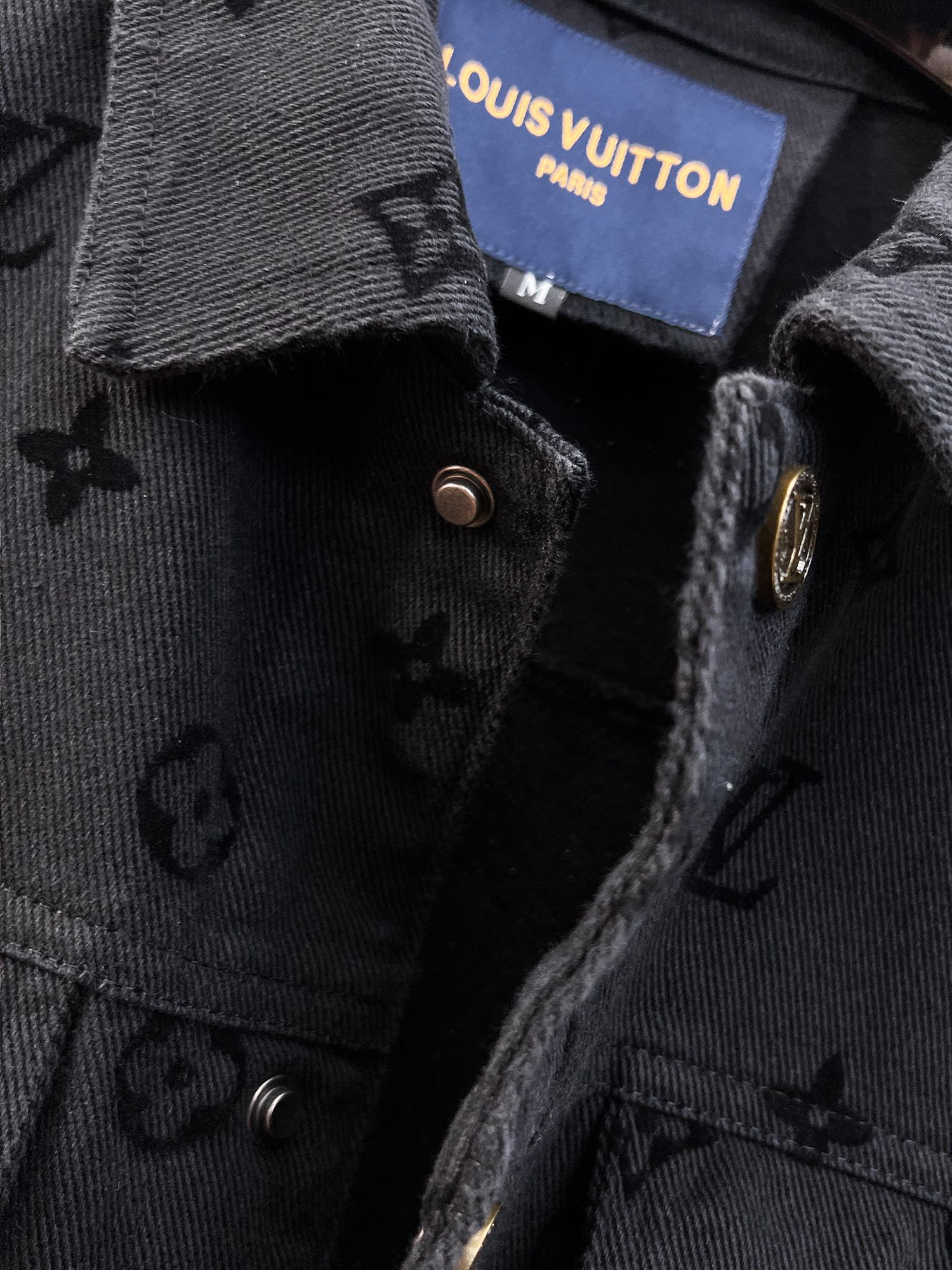 LV BLACK MONOGRAM DENIM JACKET 239525