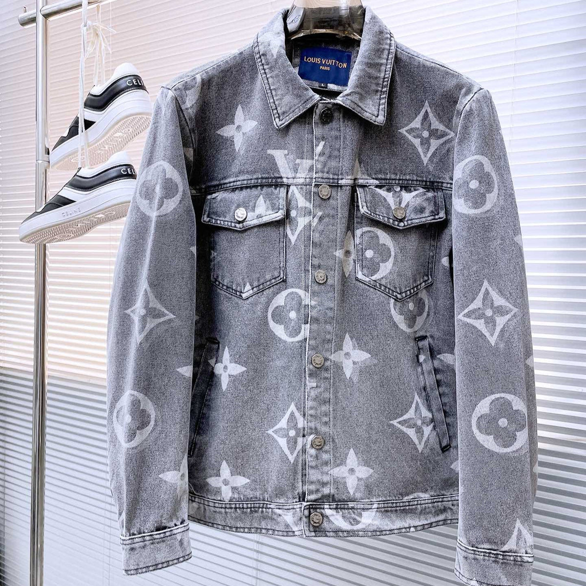 LV BASIC SHIRT JACKET IN GRAY MONOGRAM DENIM 239130