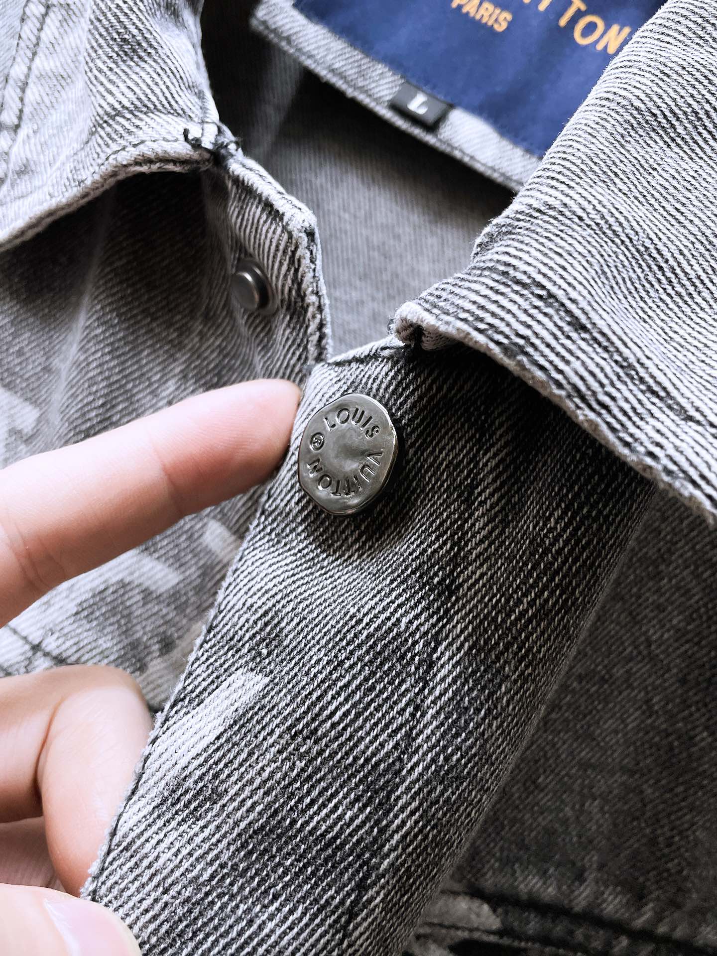 LV BASIC SHIRT JACKET IN GRAY MONOGRAM DENIM 239130