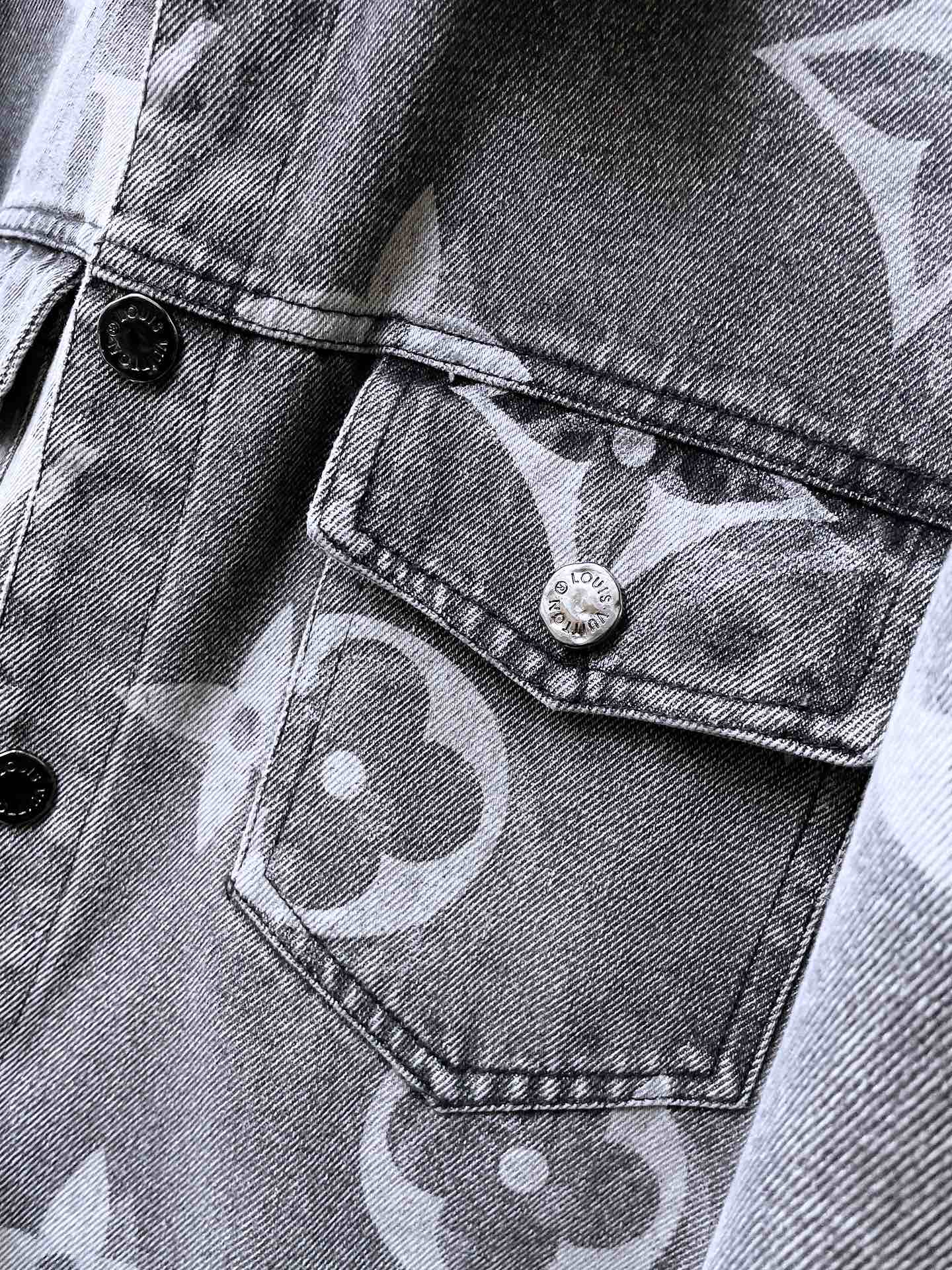 LV BASIC SHIRT JACKET IN GRAY MONOGRAM DENIM 239130