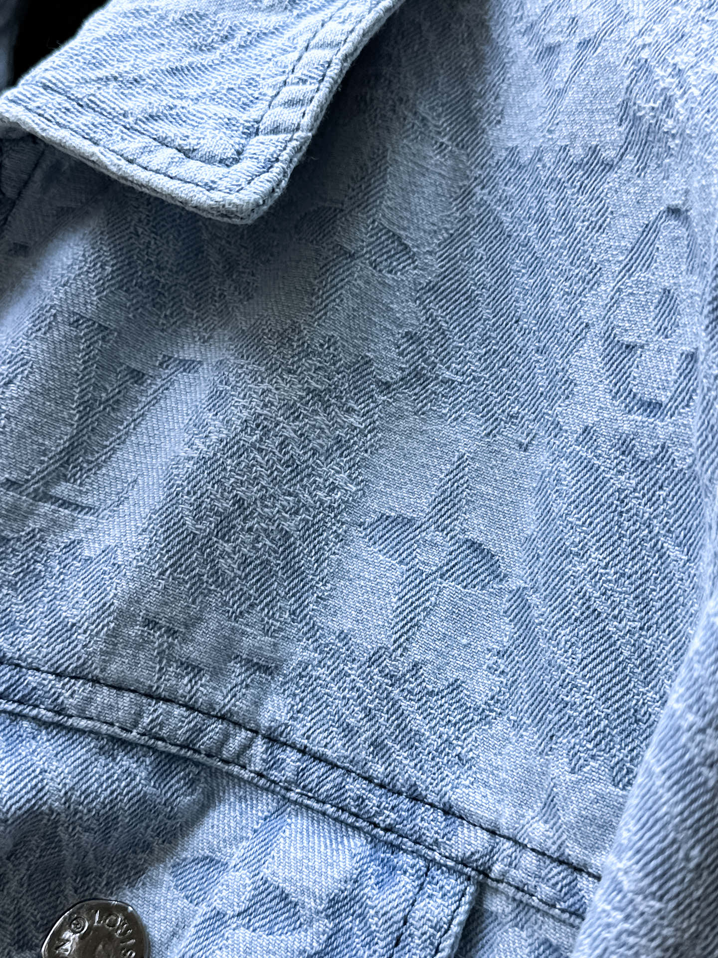 LV SHIRT JACKET IN LIGHT BLUE MONOGRAM MIX DAMIER DENIM 239121