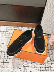 INCREASE SNEAKER IN BLACK SUEDE