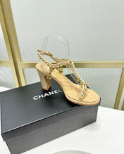 HIGH HEELS PEARL CHAIN IN BEIGE CREAM COWHIDE