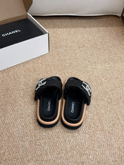 CHANEL 26S SLIDE SANDALS IN BLACK QUILTED CALFSKIN SILVER HARDWARE