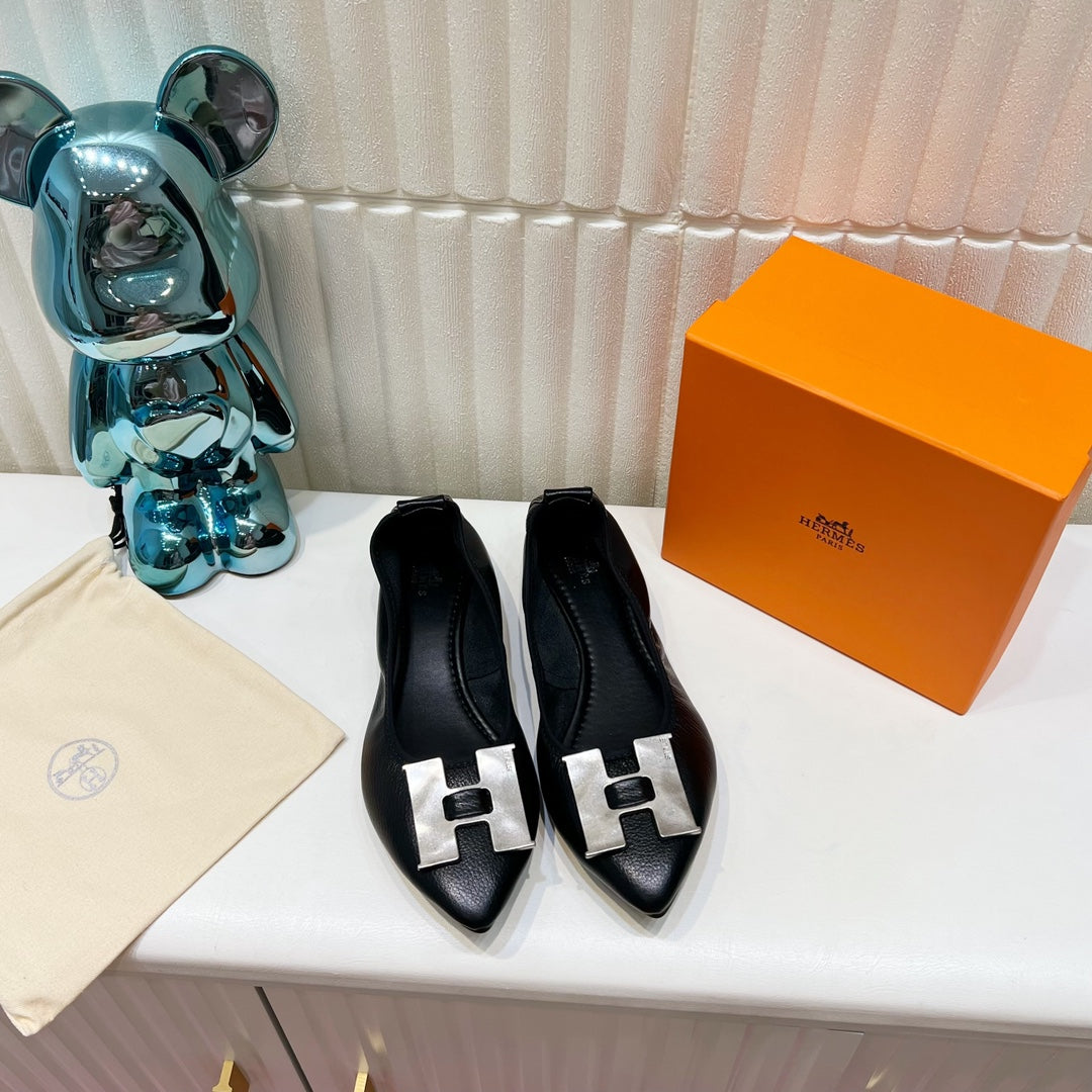 H-BUCKLE BALLLET FLAT BLACK CALFSKIN