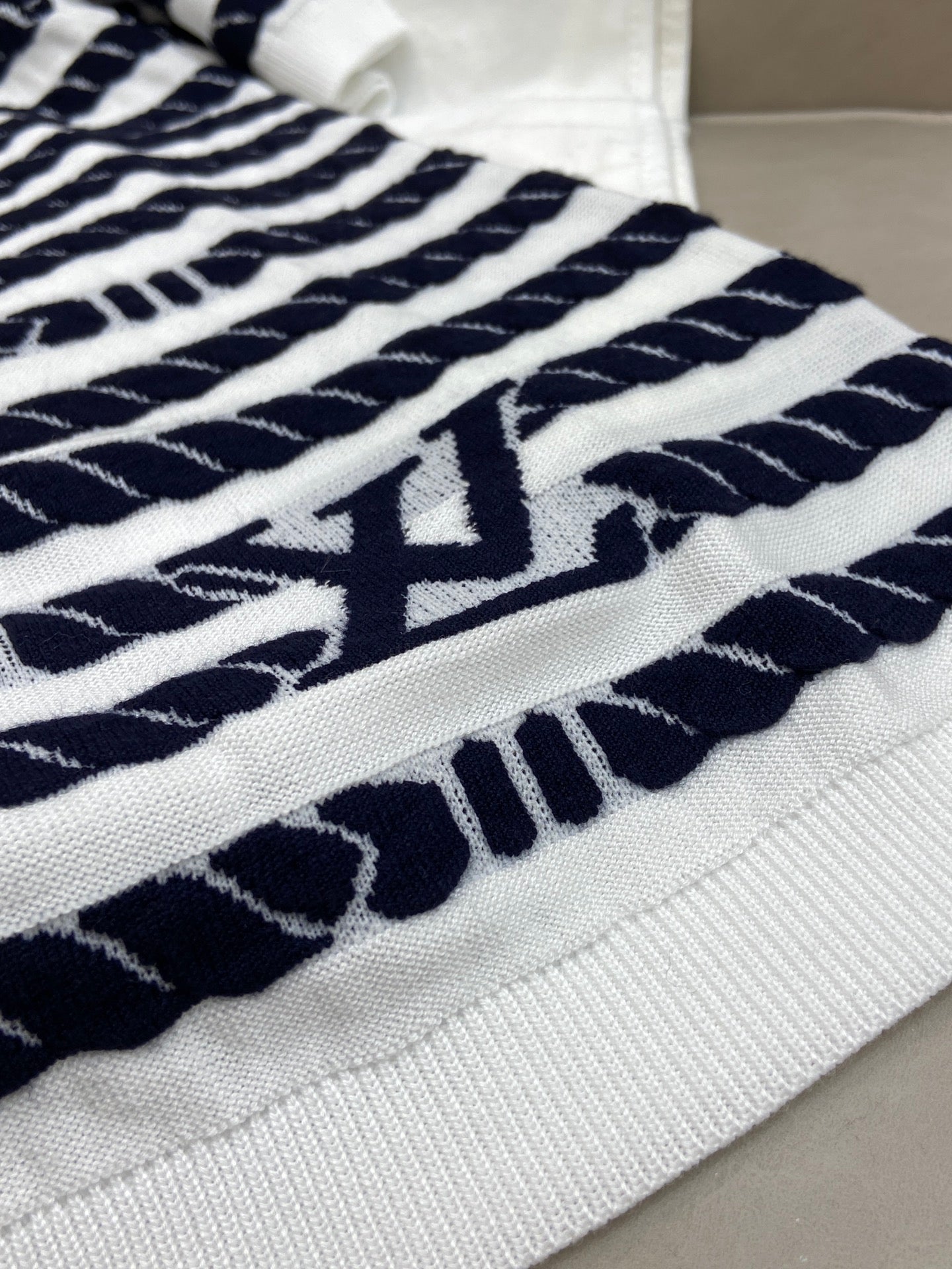 LV STRIPED SWEATER 25S IN TENCEL  266038