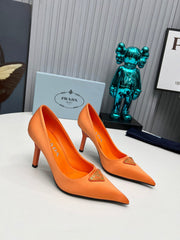 HIGH-HEEL PUMPS IN PUMPSKIN ORANGE SATIN