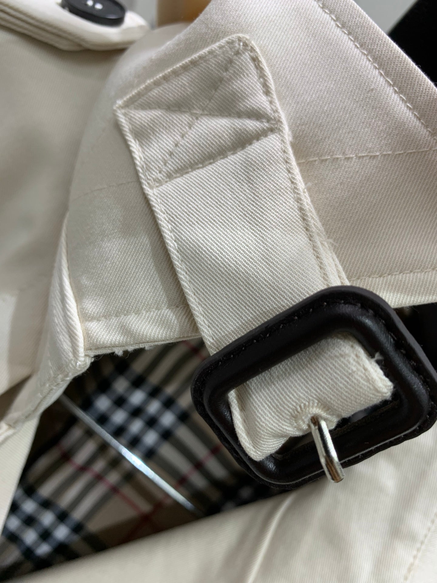 YSL 25S LONG COAT STYLE 126