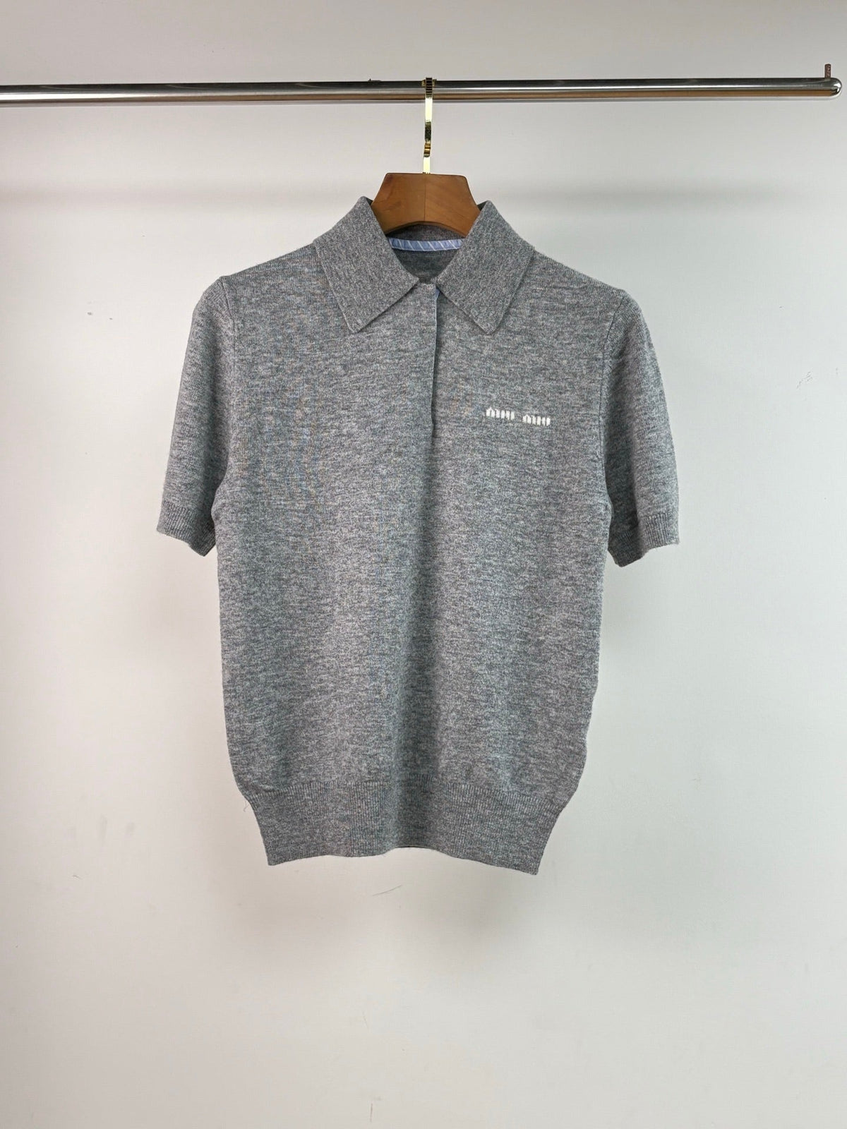 MIUMIU KNITTED POLO SHIRT STYLE 308