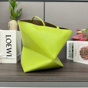 LOE 31 FUZZLE FOLD IN GREEN CHARTREUSE CALFSKIN