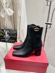 VLOGO SIGNATURE WHITE CALFSKIN ANKLE BOOT 75 MM