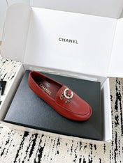 LOAFERS IN RED CALFSKIN HARDWARE WITH ROCK MIX CHAIN