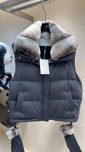 MAX MARA 25S VEST WITH RABBIT FUR COLLAR 057