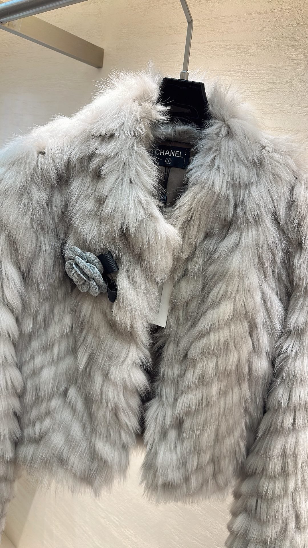 CHANEL 26S SHORT FOX FUR JACKET 808