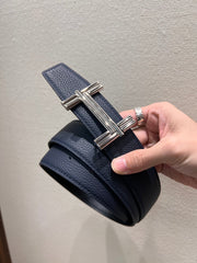 HM TRAVERSE BELT BUCKLE & REVERSIBLE NAVY BLUE LEATHER STRAP 38 MM SILVER HARDWARE
