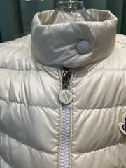 MONCLER 25S DOWN VEST IN WHITE 007
