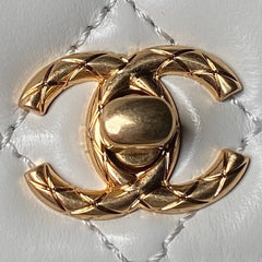 CHANEL 25S CLASSIC COCO HANDLE BAG 19 CM IN WHITE LAMBSKIN WITH GOLD HARDWARE