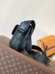LV 25S GETAWAY MESSENGER BAG 20 IN BLACK MONOGRAM SHADOW EMBOSSED CALFSKIN