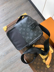 LV 25S GETAWAY MESSENGER BAG 20 IN BLACK MONOGRAM ECLIPSE CANVAS