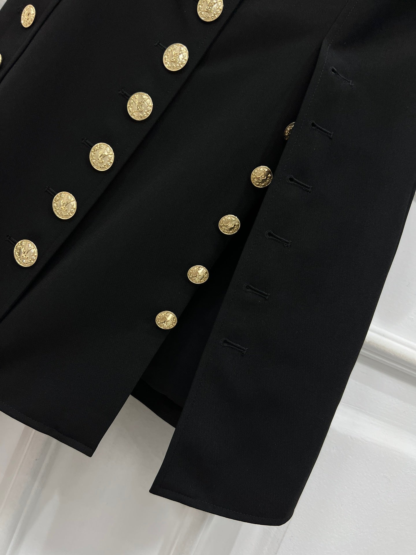 LV 25S ROUND NECK DRESS WITH METAL BUTTONS 262925