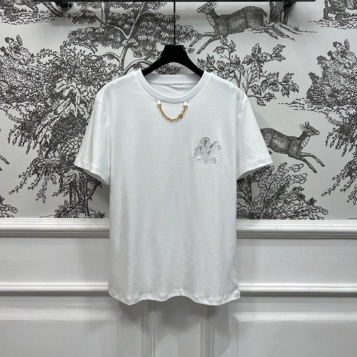 LV 25S SHORT SLEEVE T-SHIRT WITH EMBROIDERED LOGO 263036
