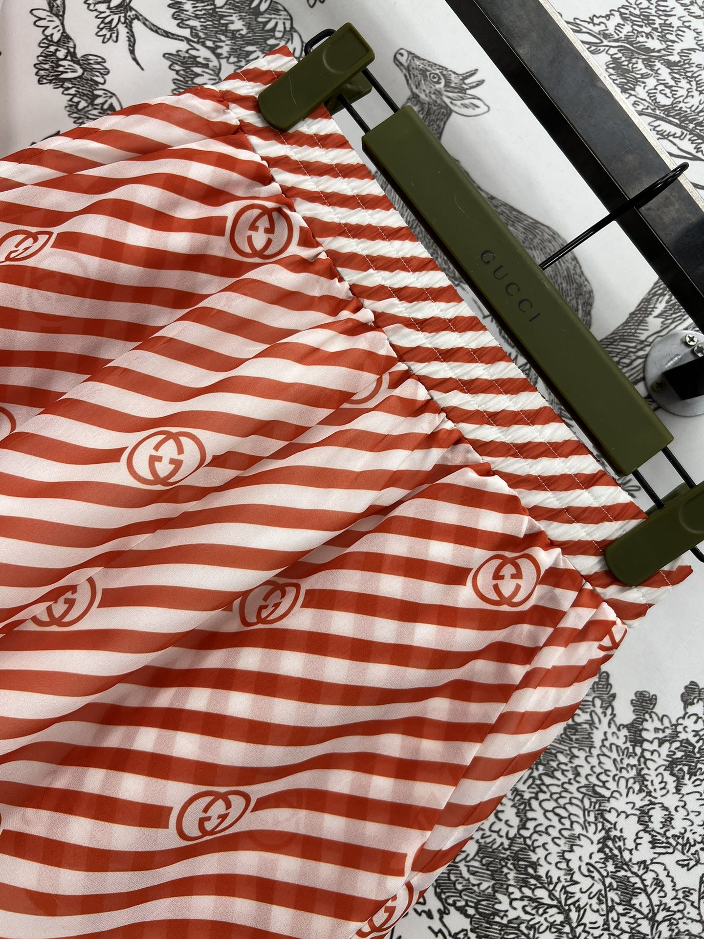 GUCCI LONG SLEEVE SHIRT AND SHORTS SET 268768