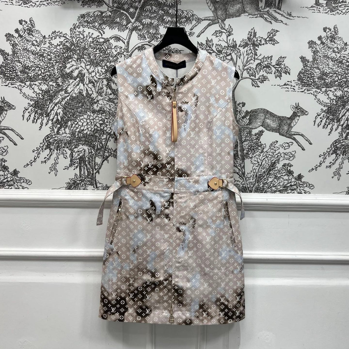 LV SLEEVELESS DENIM DRESS 274592