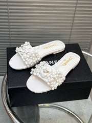 SLIPPERS CAMELLIA IN WHITE CALFSKIN
