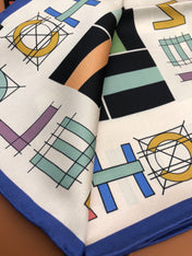 CHANEL 25S SCARF 90 IN SILK 704587