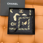 CHANEL 25S SCARF 90 IN SILK 703656