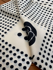 CHANEL 25S SCARF 90 IN SILK 703691