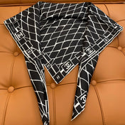 CHANEL 25S SCARF 90 IN SILK 703695