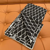 CHANEL 25S SCARF 90 IN SILK 703695