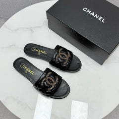 CC SLIDE SANDALS 25S IN BLACK CALFSKIN WITH LOGO