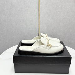 CC FLAT MULE 25S IN WHITE CALFSKIN STYLE 5