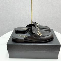 CC FLAT MULE 25S IN BLACK CALFSKIN STYLE 2