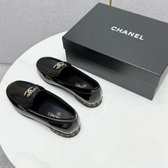 CC LOAFER 25S IN BLACK GLOSSY LEATHER WITH GOLD HARDWARE