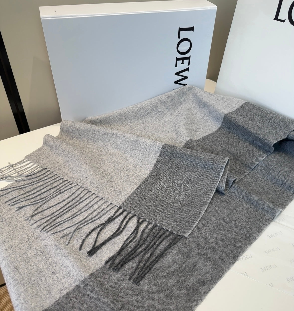 LOEWE 25S SCARF 180 IN CASHMERE 858203