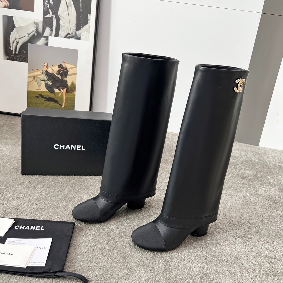 CHANEL 25S HIGH BOOTS 55MM IN BLACK CALFSKIN AND CANVAS GOLD HARDWRE