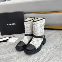 CHANEL 25S MID-CALF BOOTS 45MM IN BLACK CALFSKIN AND WHITE TWEED GOLD HARDWRE