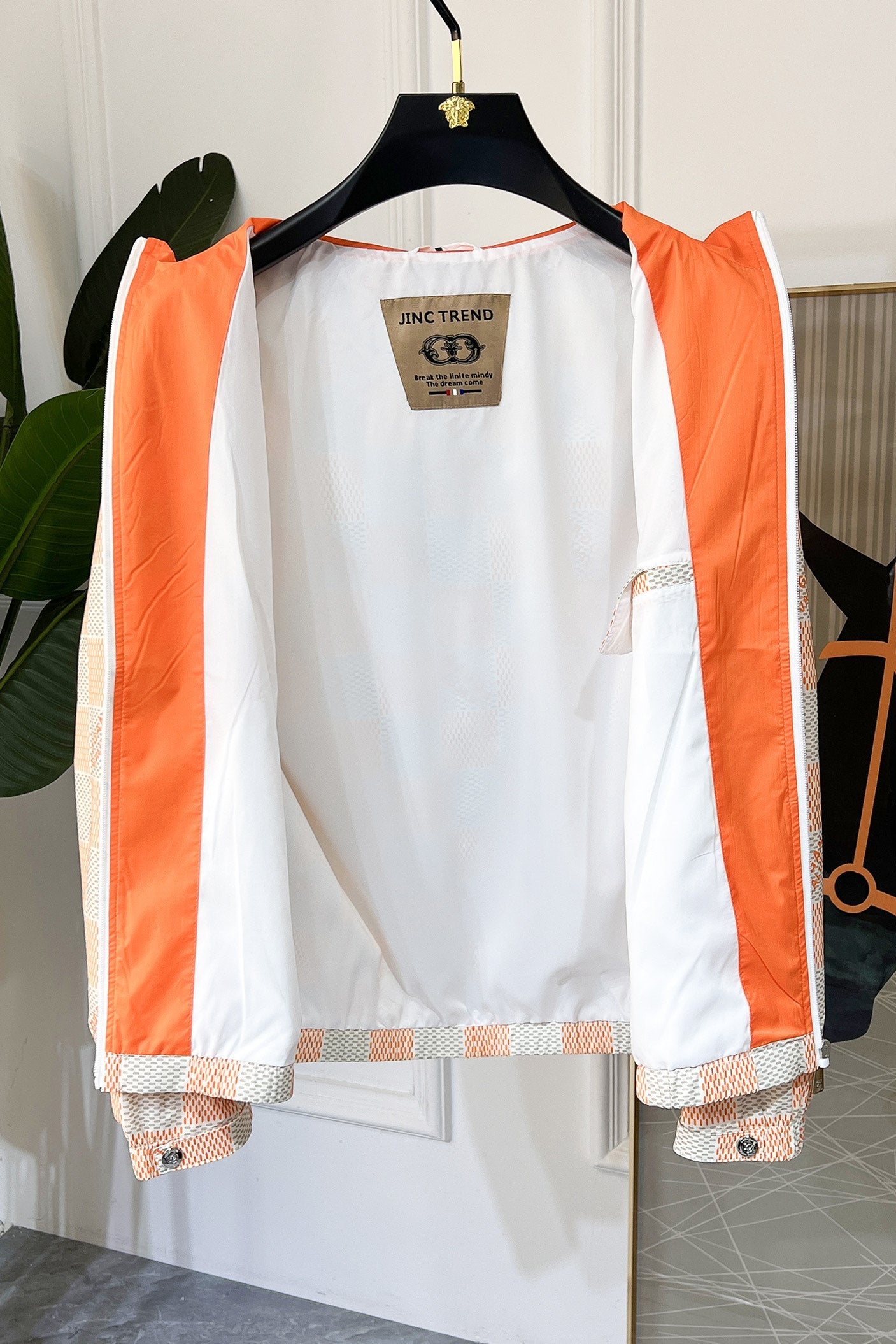 LV ORANGE AND GRAY DAMIER JACKET 239117