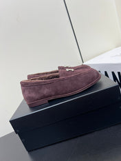 LOAFER IN CHESTNUT BROWN SUEDE AND SOLF FLEECE LINING